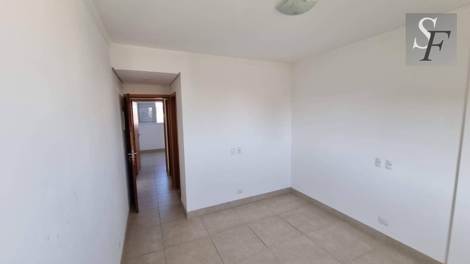 Apartamento para alugar com 2 quartos, 64m² - Foto 21