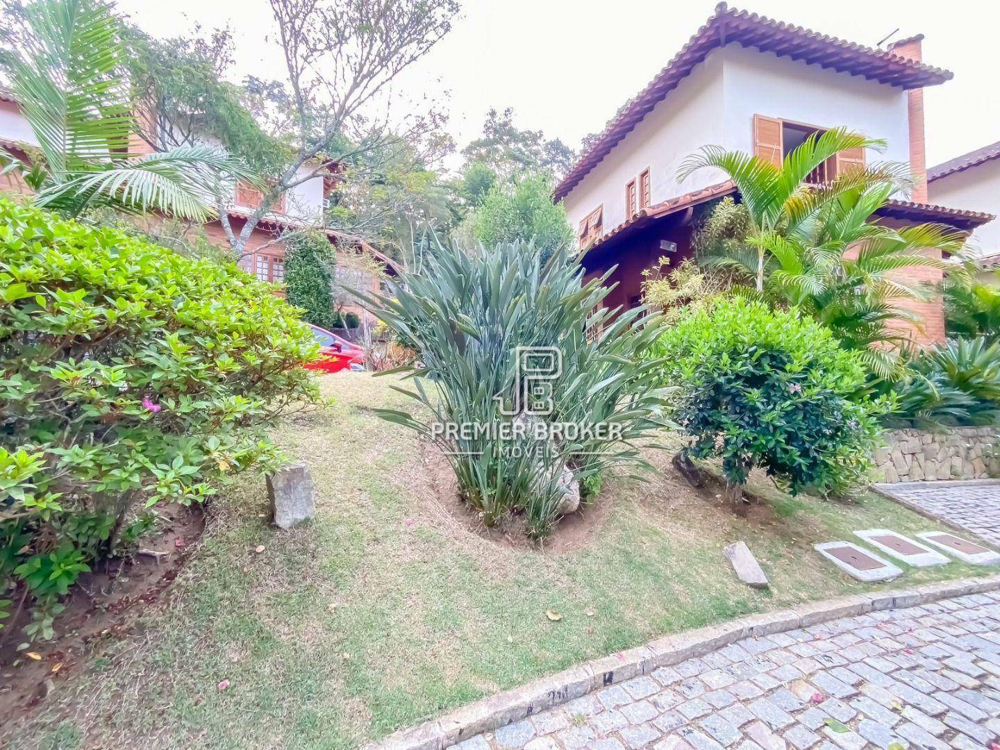 Casa de Condomínio à venda com 3 quartos, 200m² - Foto 2