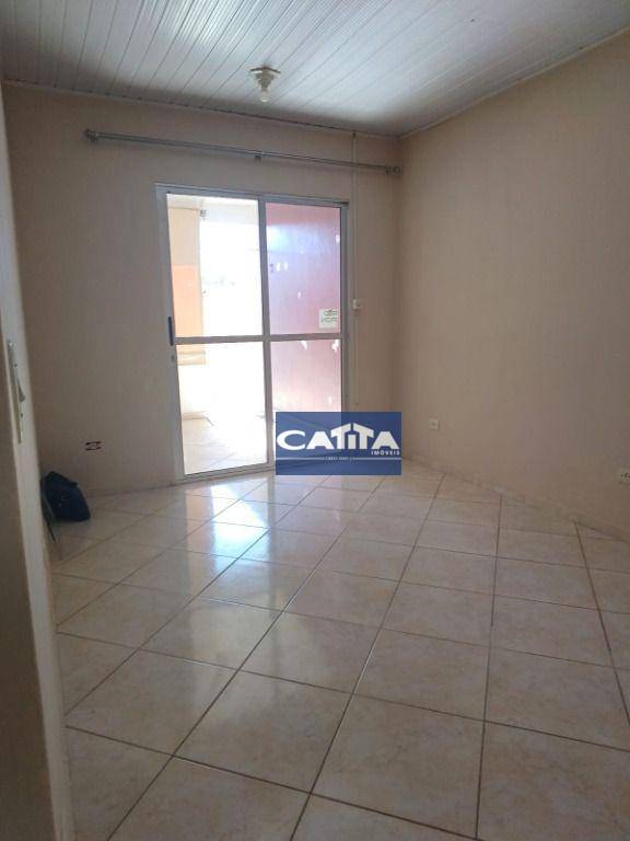 Casa para alugar com 2 quartos, 80m² - Foto 3