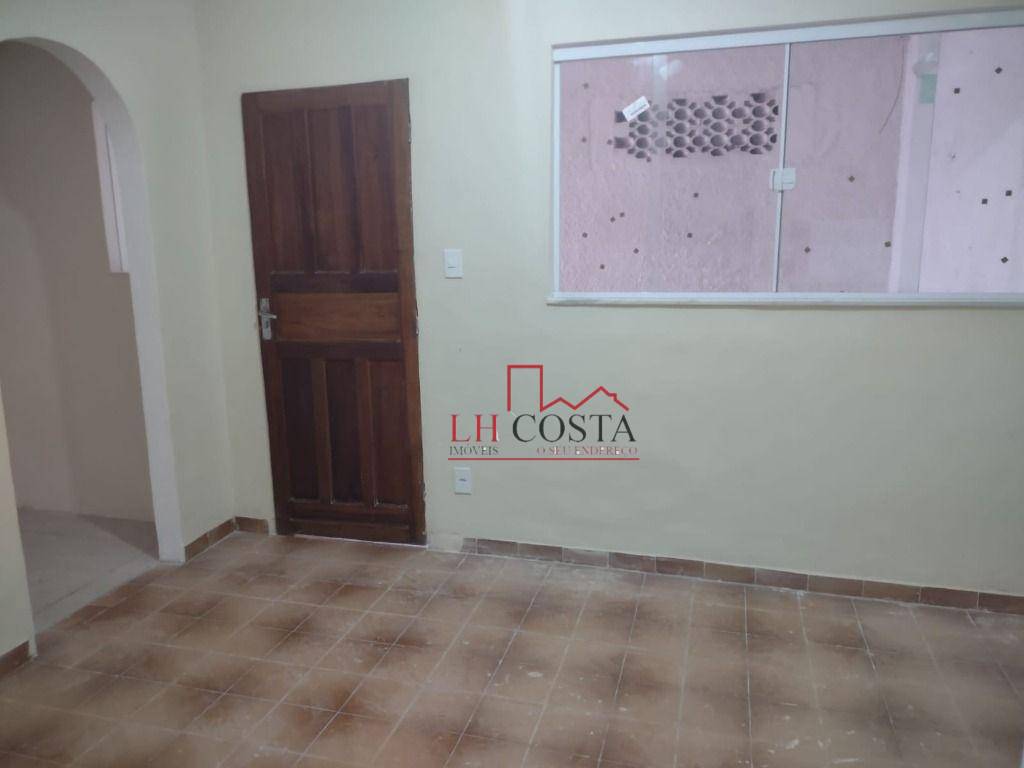 Casa à venda com 3 quartos, 148m² - Foto 4