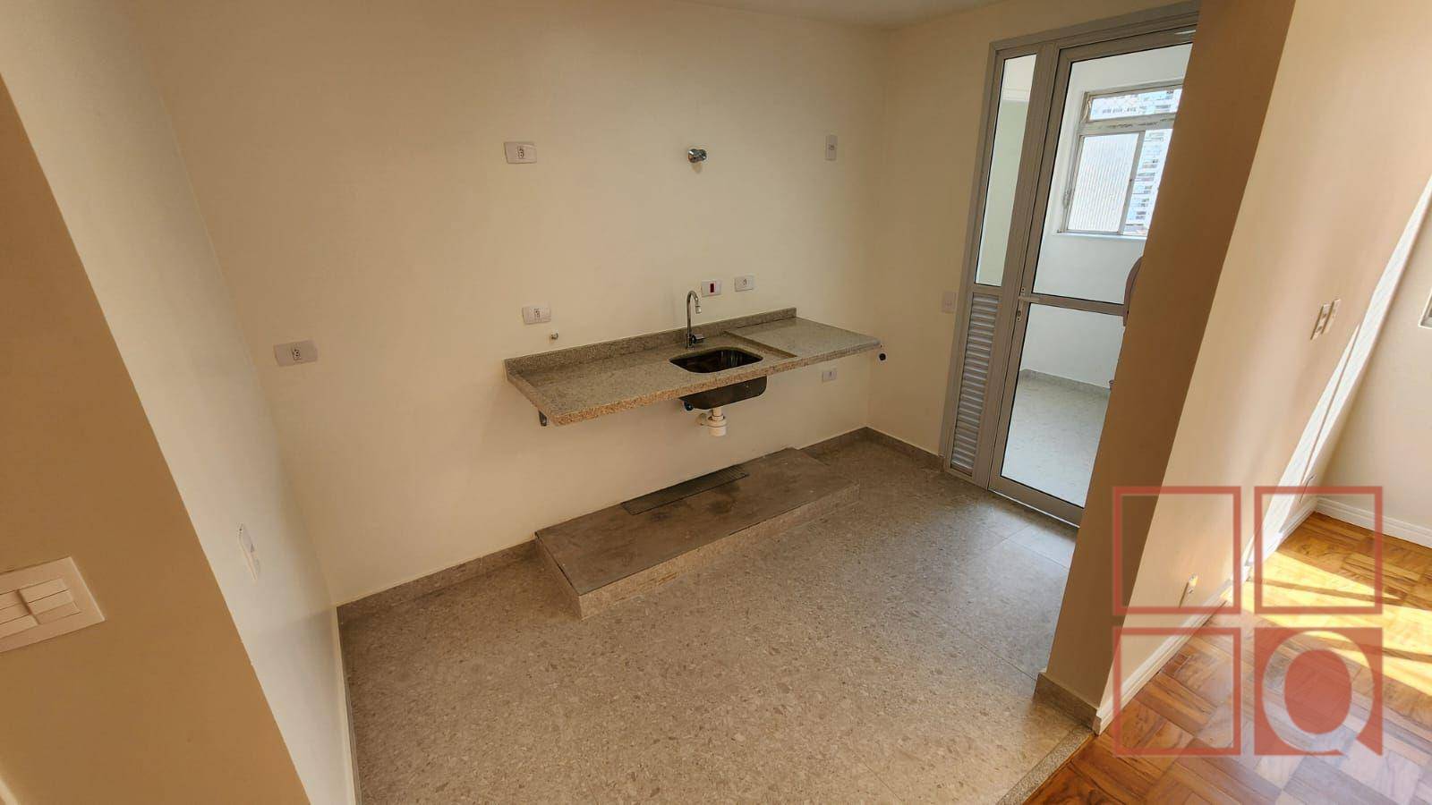 Apartamento à venda com 2 quartos, 67m² - Foto 3