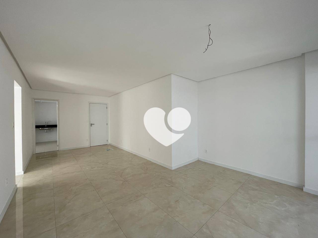 Apartamento à venda com 3 quartos, 119m² - Foto 5