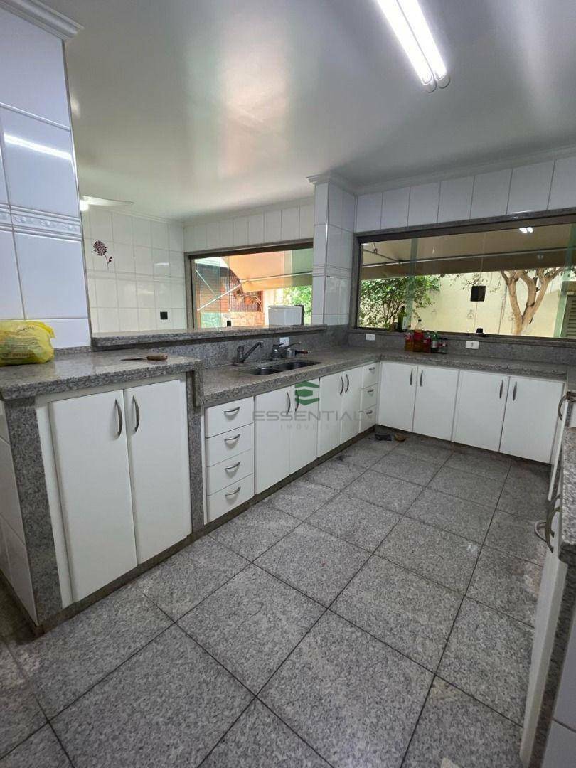 Sobrado à venda e aluguel com 6 quartos, 450m² - Foto 57