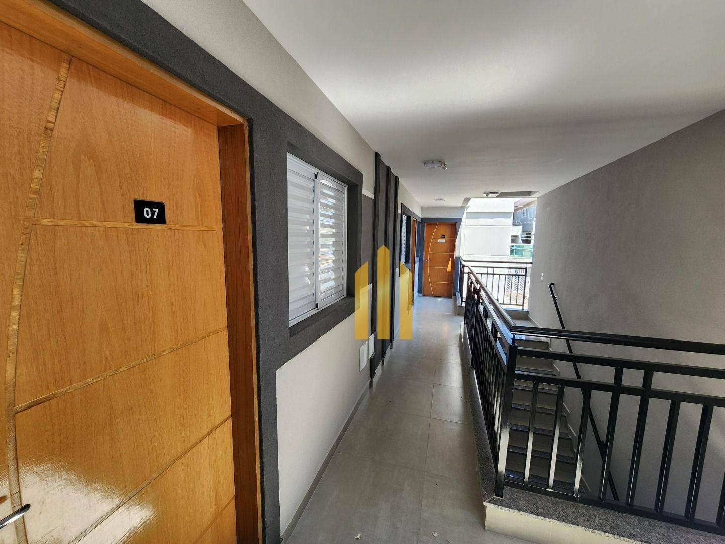 Apartamento à venda com 2 quartos, 37m² - Foto 10