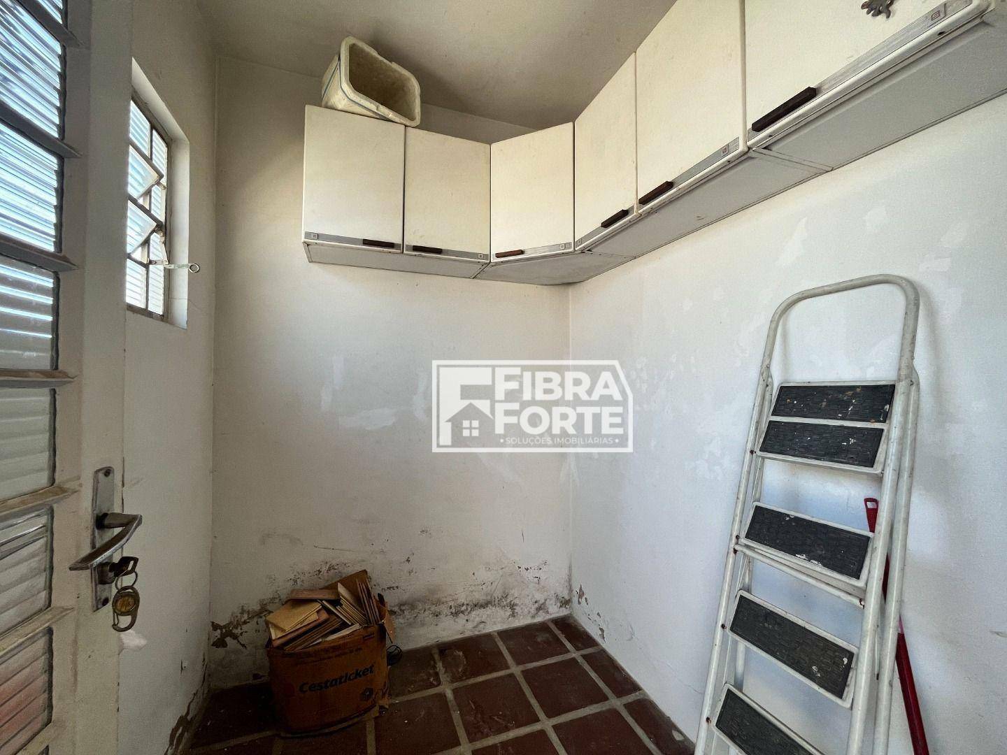 Casa à venda com 3 quartos, 140m² - Foto 10