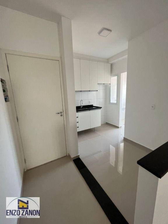 Apartamento para alugar com 2 quartos, 64m² - Foto 8