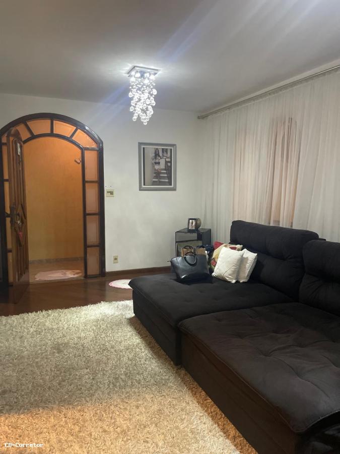 Sobrado à venda com 3 quartos, 128m² - Foto 2