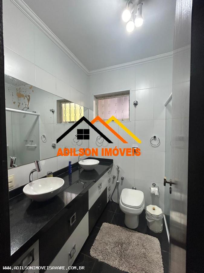 Casa para alugar com 3 quartos, 580m² - Foto 13