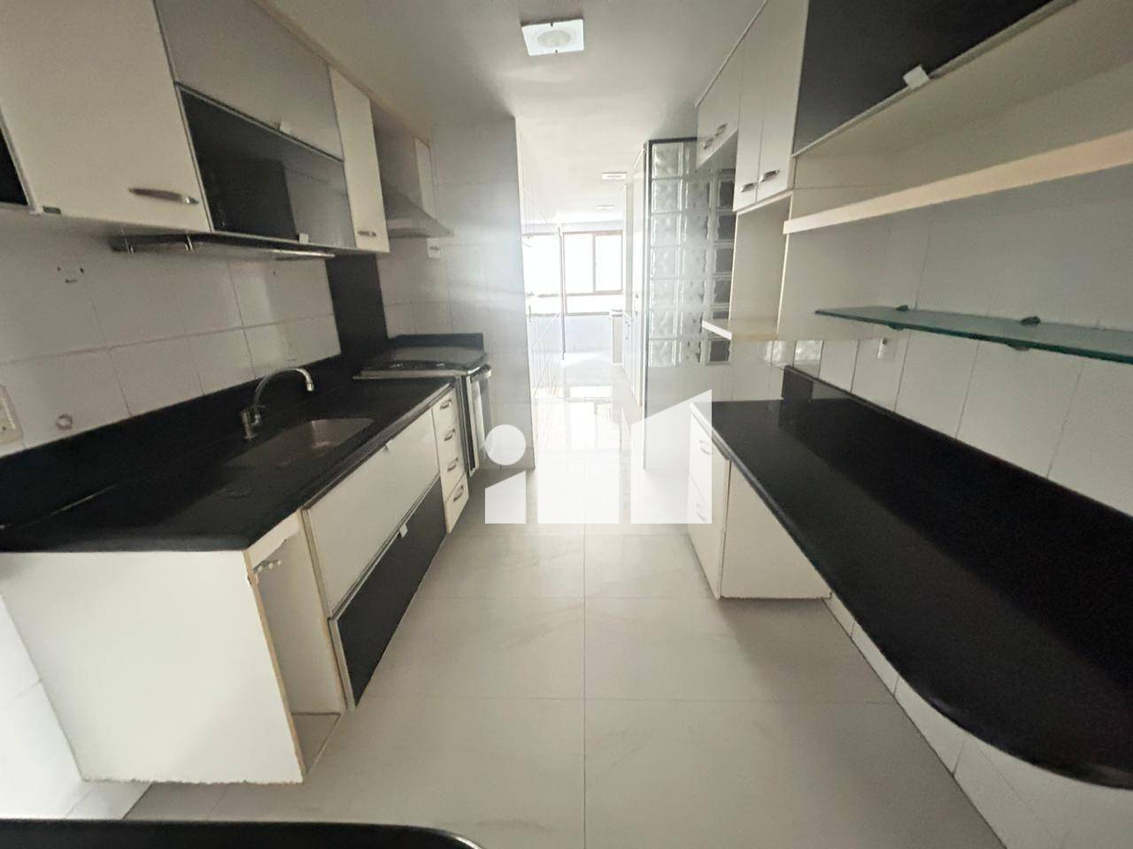 Apartamento à venda com 4 quartos, 184m² - Foto 15