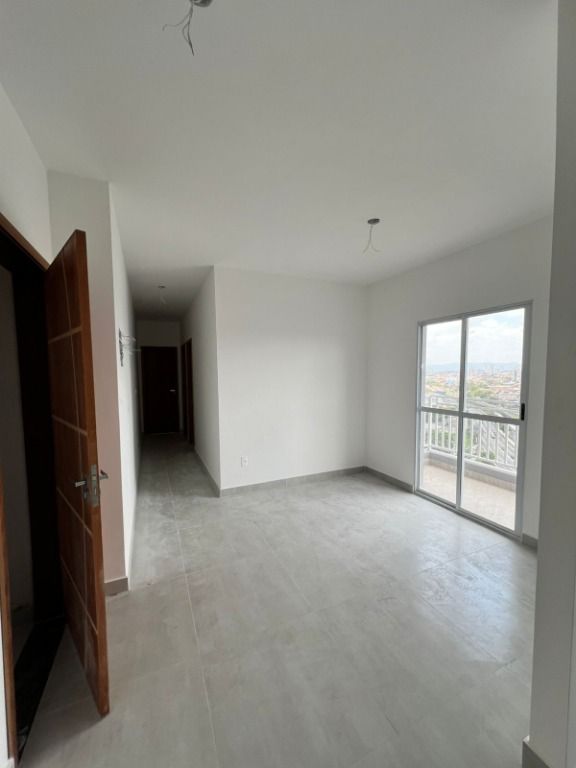 Apartamento à venda com 2 quartos, 44m² - Foto 24