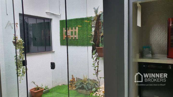 Sobrado à venda com 4 quartos, 256m² - Foto 54