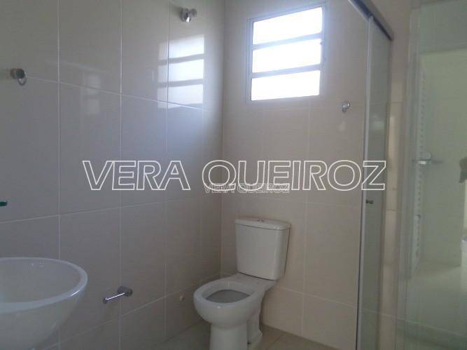 Casa para alugar com 3 quartos, 120m² - Foto 10