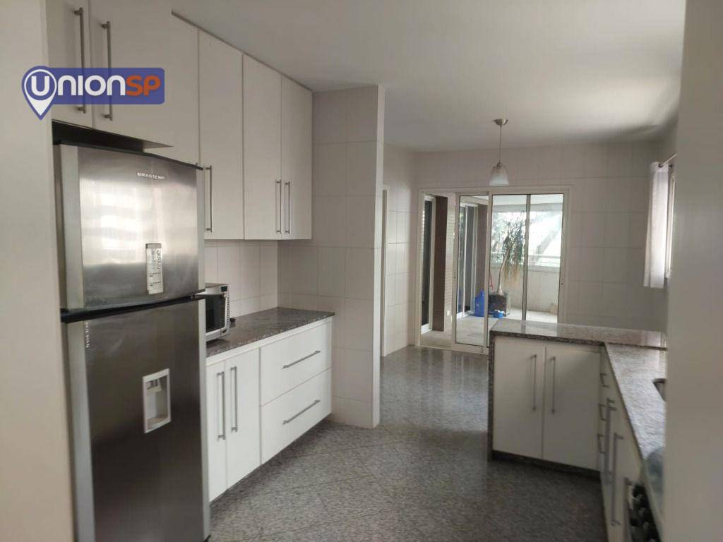 Apartamento à venda com 4 quartos, 220m² - Foto 19