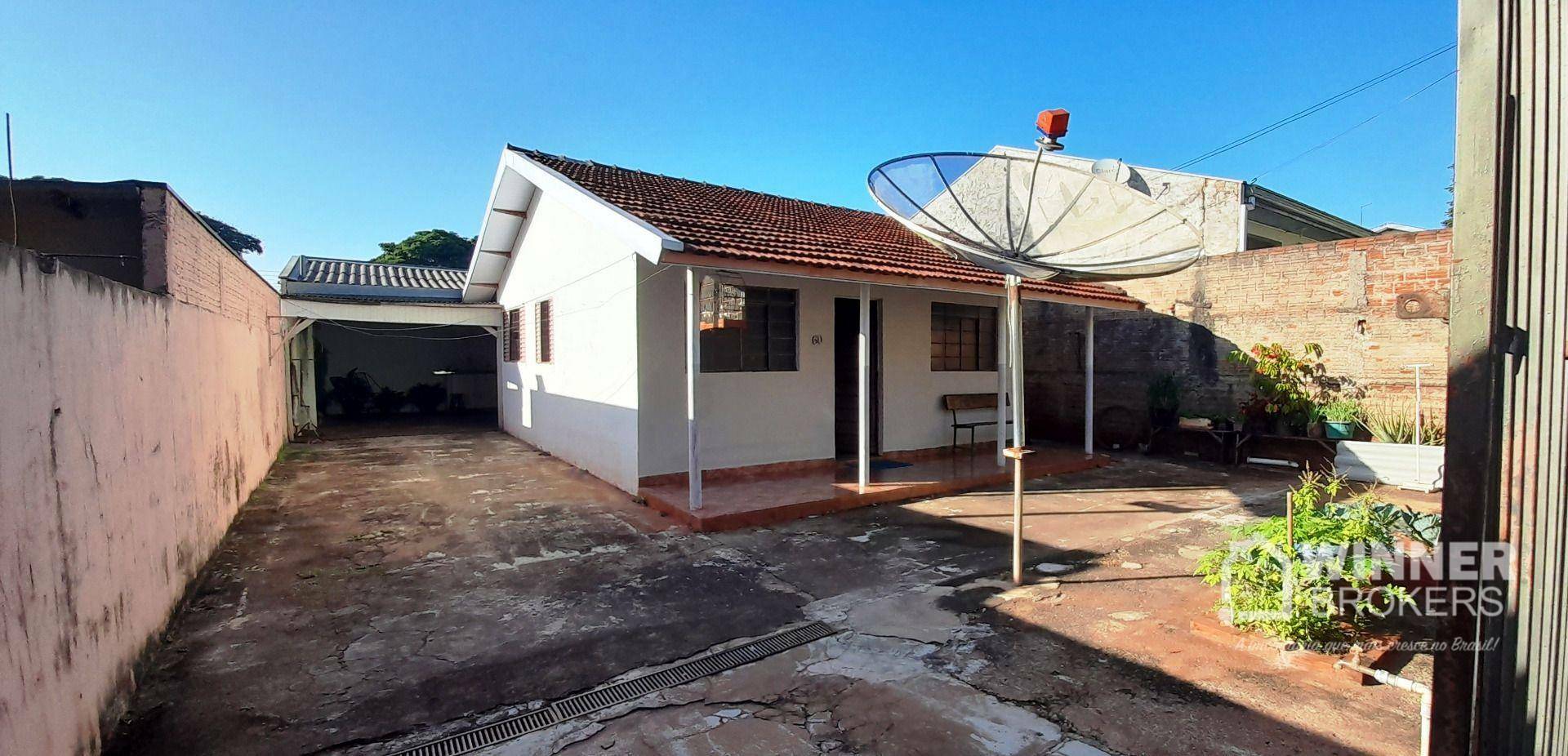 Casa à venda com 3 quartos, 95m² - Foto 1