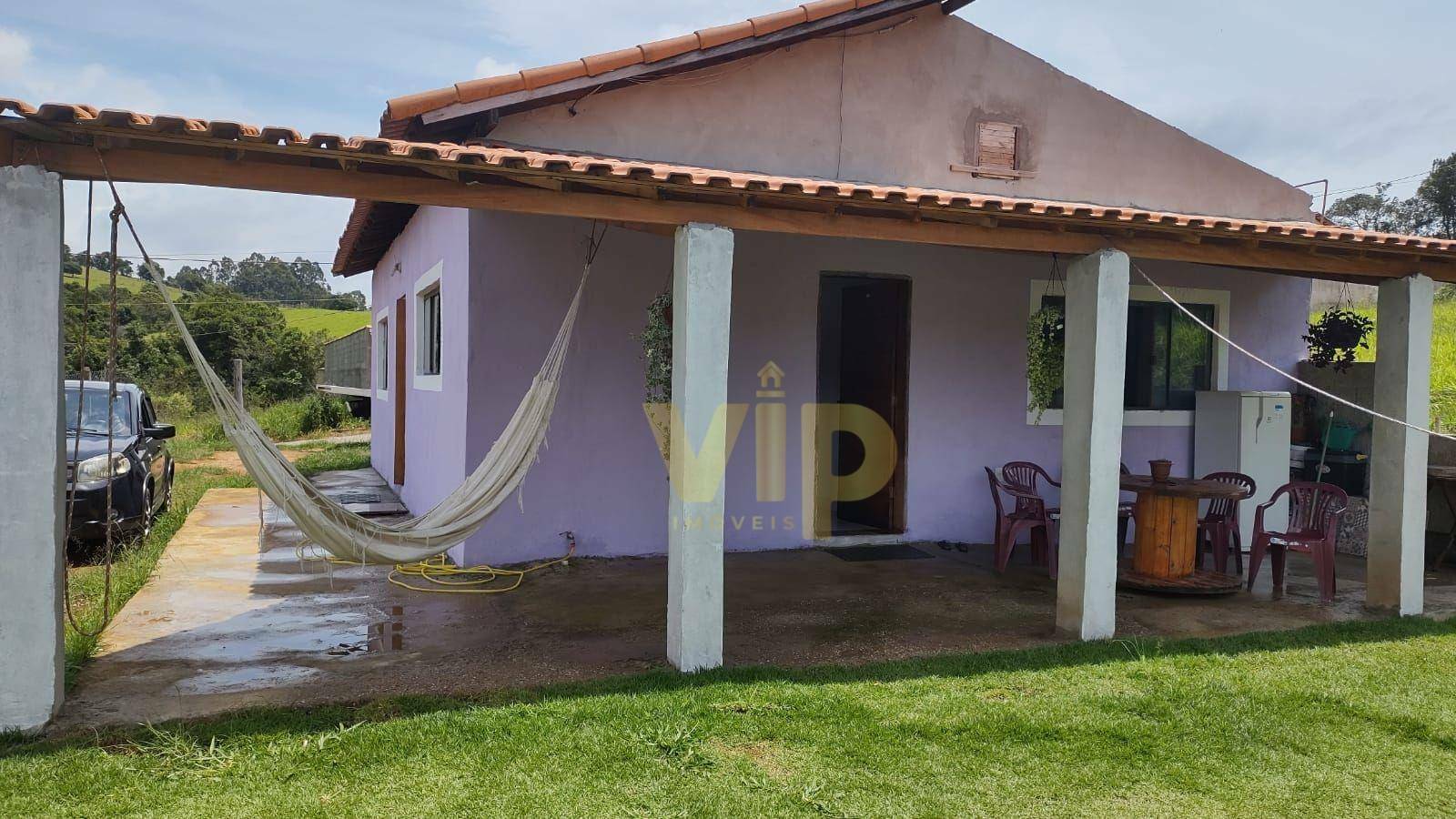 Casa à venda com 2 quartos, 1000M2 - Foto 1