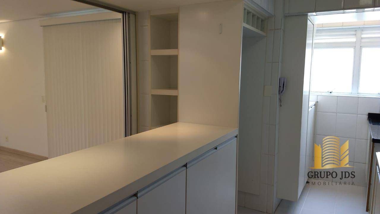 Apartamento à venda com 2 quartos, 85m² - Foto 6