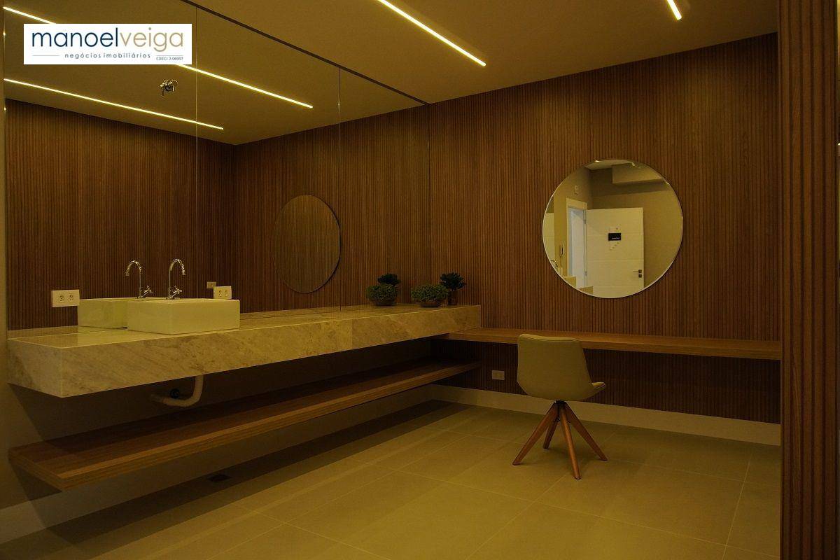 Apartamento à venda com 3 quartos, 147m² - Foto 18