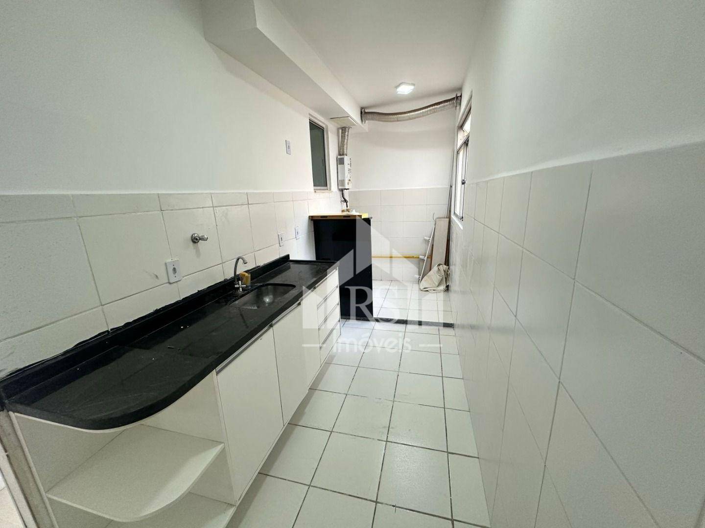 Apartamento à venda com 2 quartos, 70m² - Foto 12