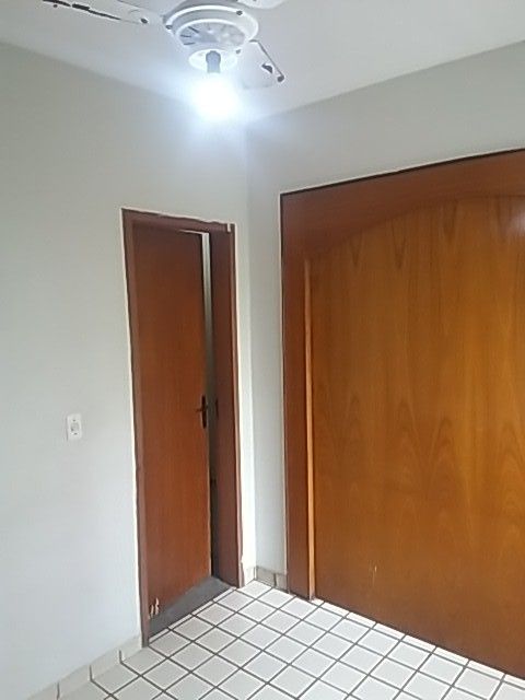 Apartamento à venda com 3 quartos, 87m² - Foto 3