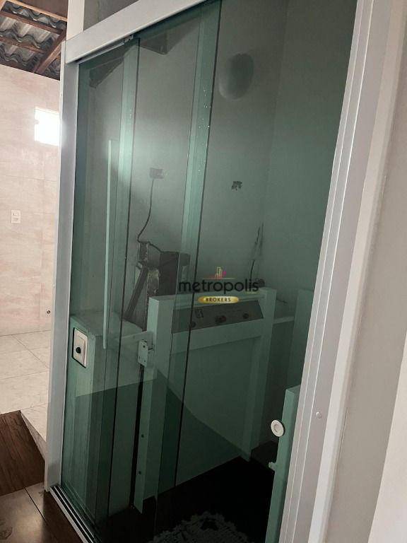 Sobrado à venda com 3 quartos, 210m² - Foto 28