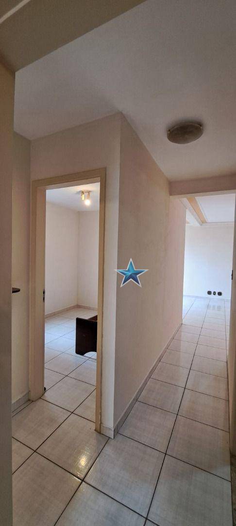 Apartamento para alugar com 4 quartos, 90m² - Foto 19