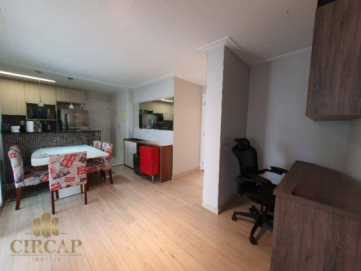 Apartamento à venda com 2 quartos, 67m² - Foto 4