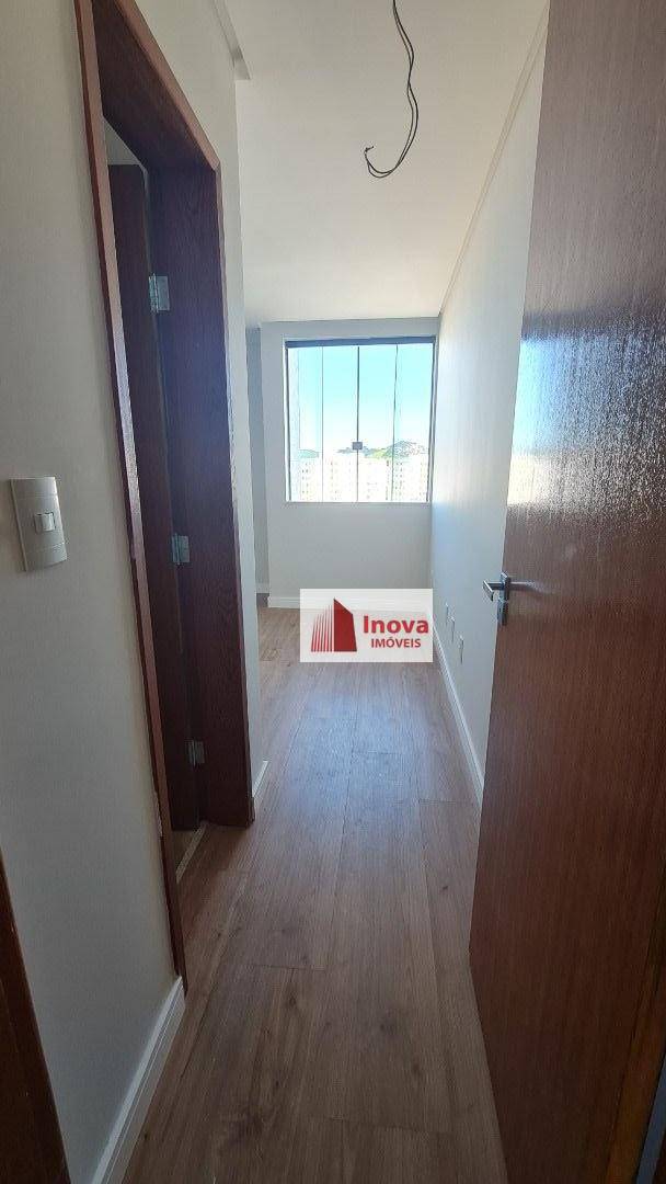 Apartamento à venda com 3 quartos, 104m² - Foto 9