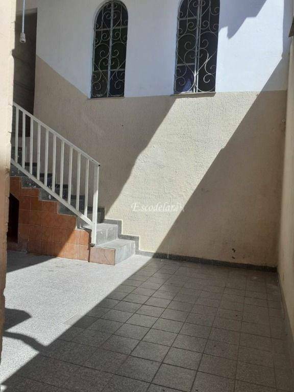 Sobrado à venda com 3 quartos, 100m² - Foto 2