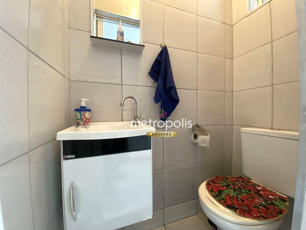 Sobrado à venda com 4 quartos, 150m² - Foto 9