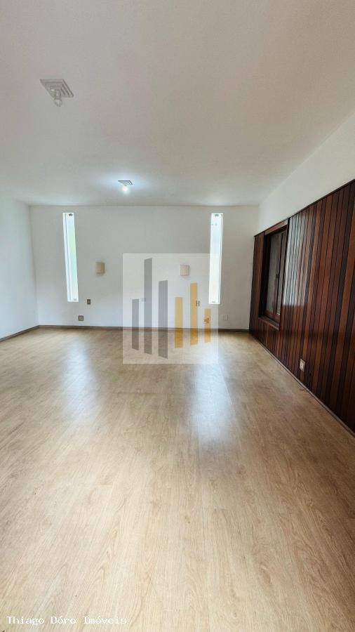 Casa à venda com 4 quartos, 840m² - Foto 21