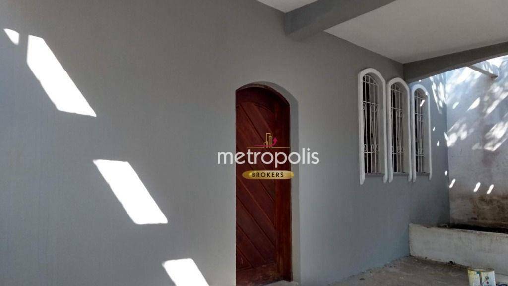 Sobrado à venda com 3 quartos, 270m² - Foto 1