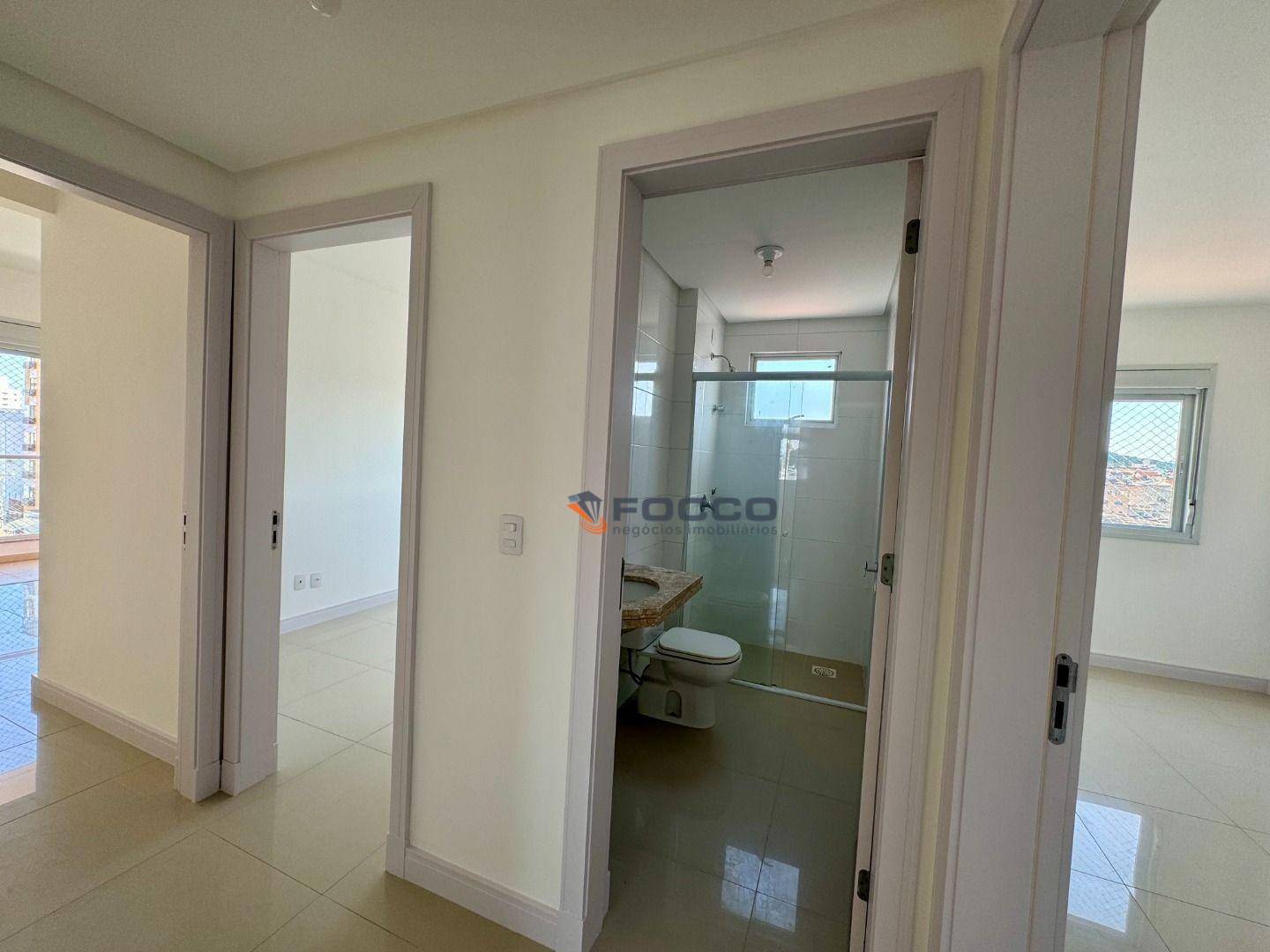 Apartamento à venda com 3 quartos, 112m² - Foto 11