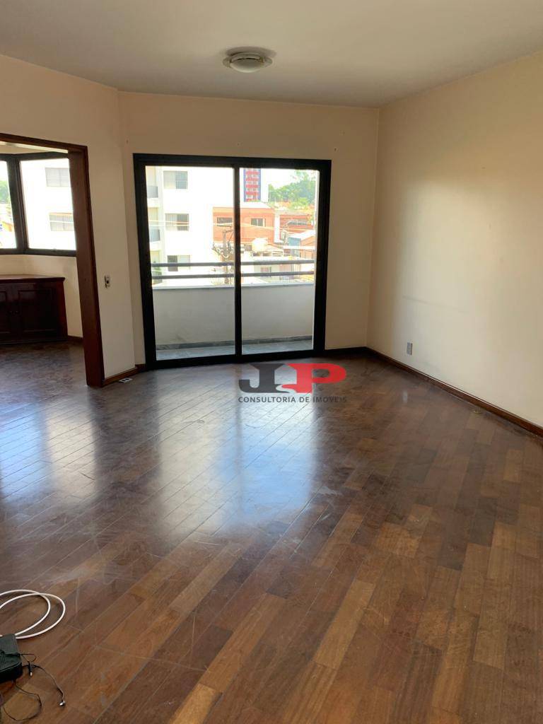 Apartamento à venda com 4 quartos, 154m² - Foto 2