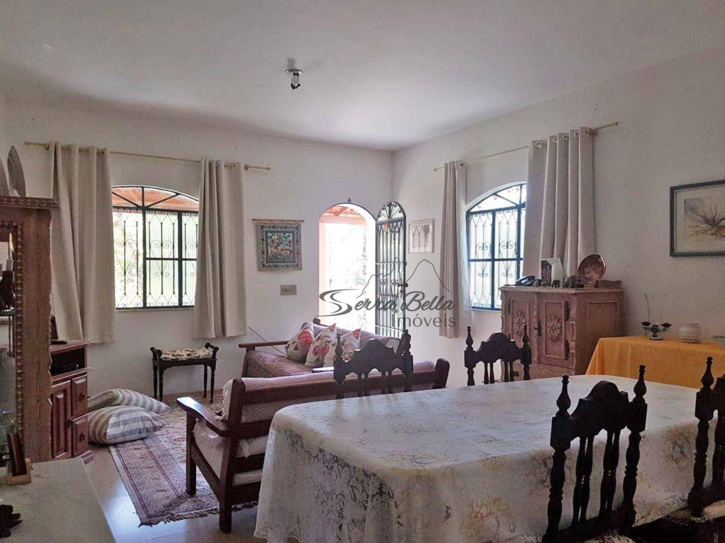 Casa à venda com 5 quartos, 210m² - Foto 19