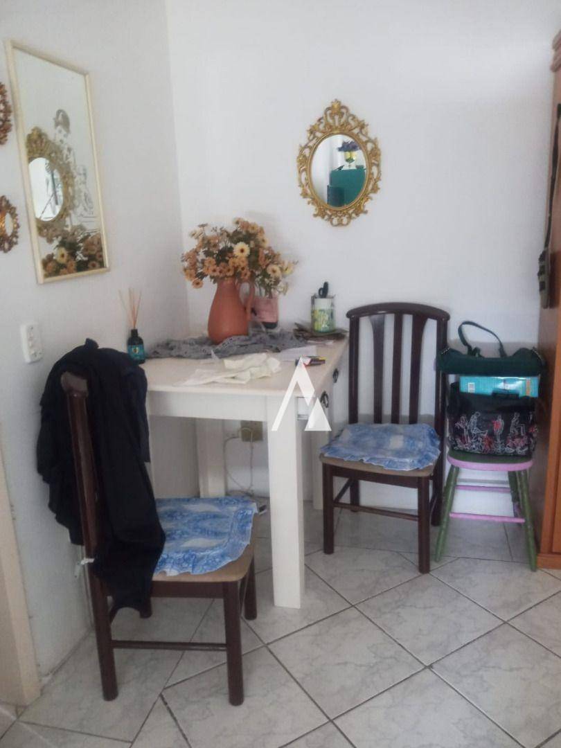 Apartamento à venda com 1 quarto, 45m² - Foto 3