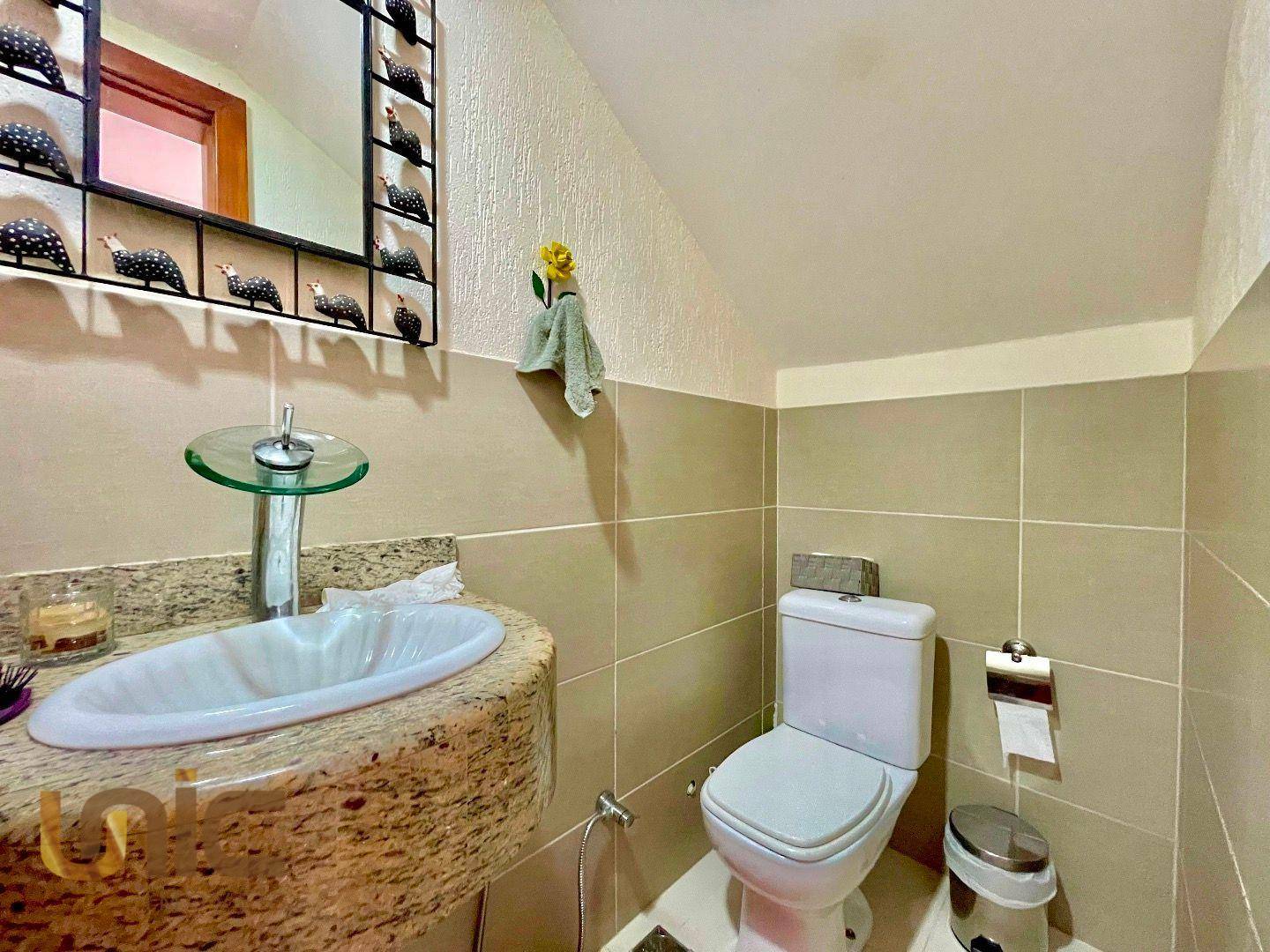 Casa de Condomínio à venda com 3 quartos, 220m² - Foto 13