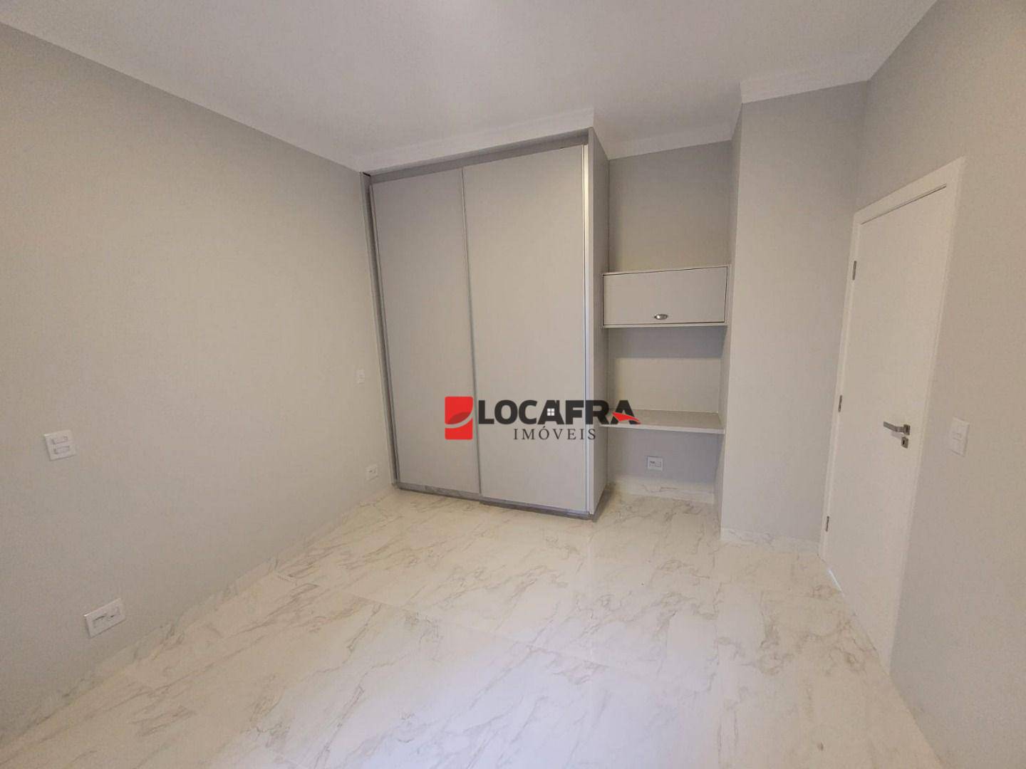 Casa à venda com 3 quartos, 236m² - Foto 20