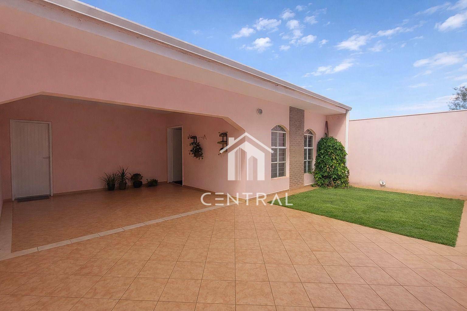 Casa, 4 quartos, 250 m² - Foto 1