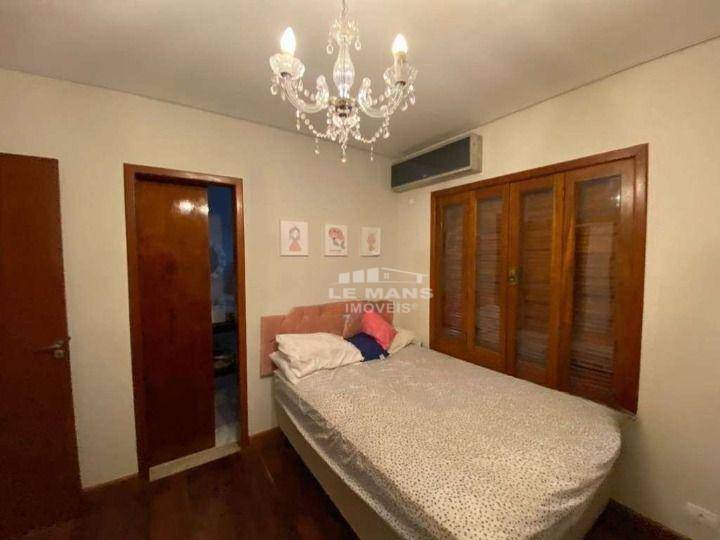 Casa de Condomínio à venda com 4 quartos, 340m² - Foto 10