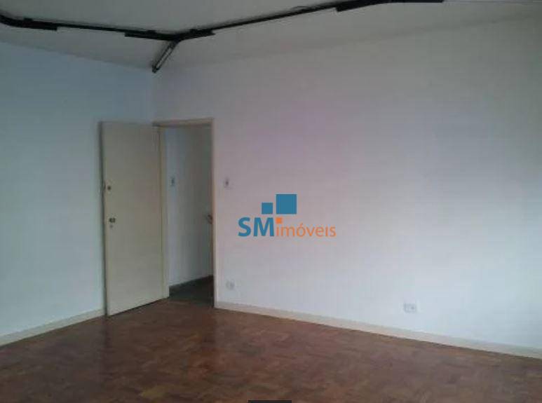 Casa para alugar com 2 quartos, 200m² - Foto 7