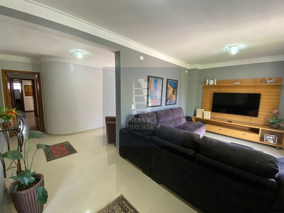 Casa à venda com 4 quartos, 336m² - Foto 28