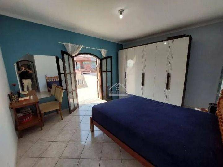 Sobrado à venda com 3 quartos, 188m² - Foto 11