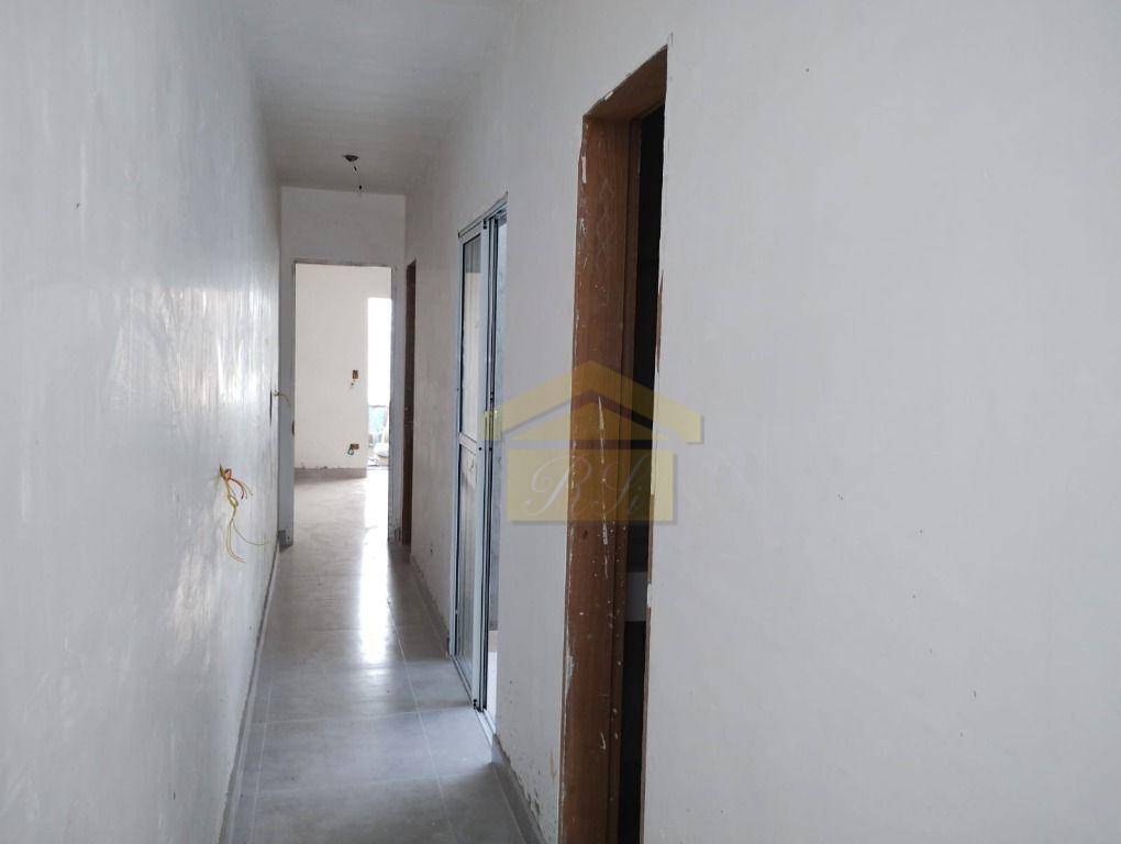 Sobrado à venda com 2 quartos, 80m² - Foto 3