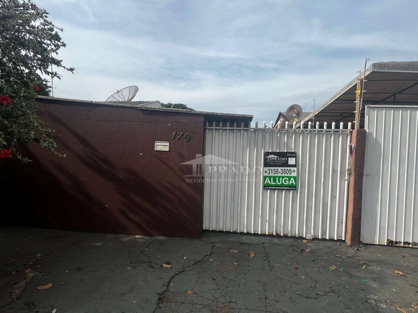 Casa para alugar com 2 quartos, 74m² - Foto 1