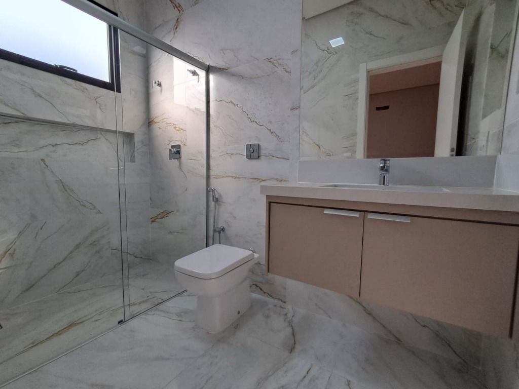 Casa de Condomínio à venda com 3 quartos, 217m² - Foto 28