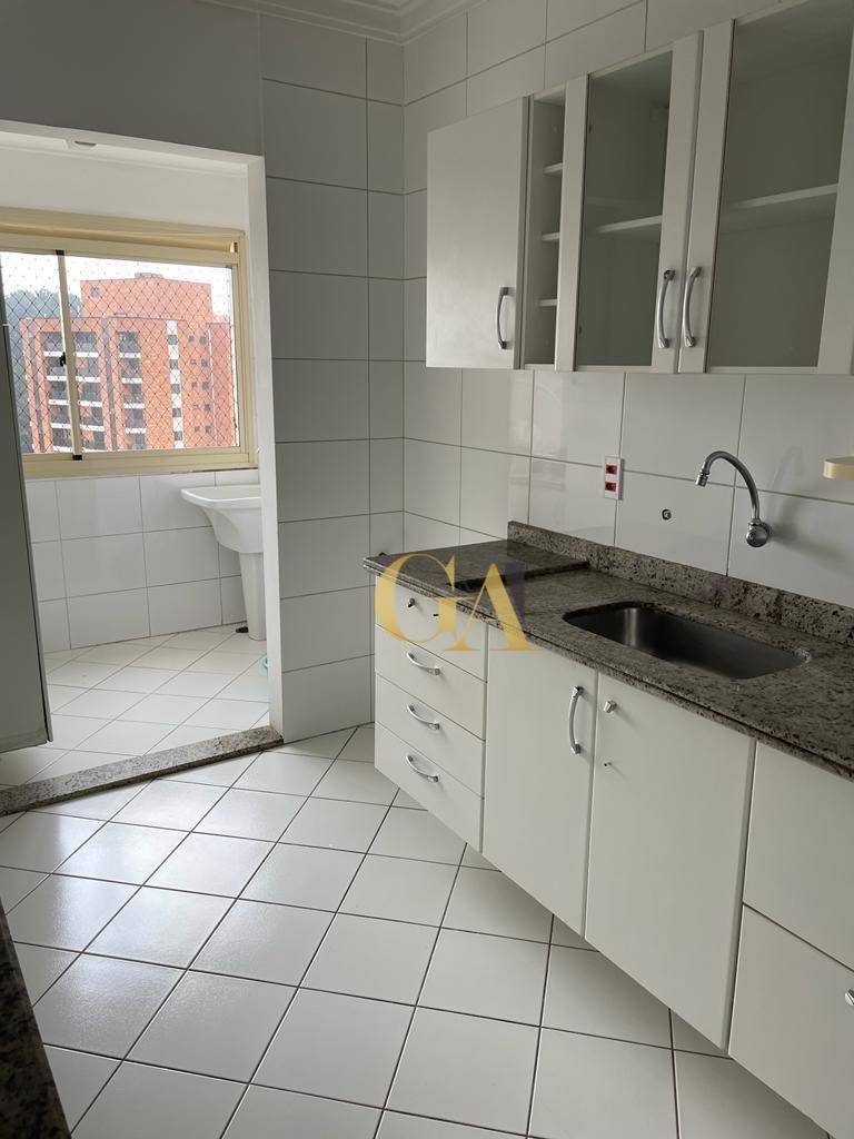 Apartamento à venda com 3 quartos, 84m² - Foto 3