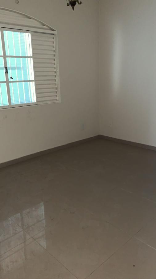 Casa para alugar com 2 quartos, 220m² - Foto 16