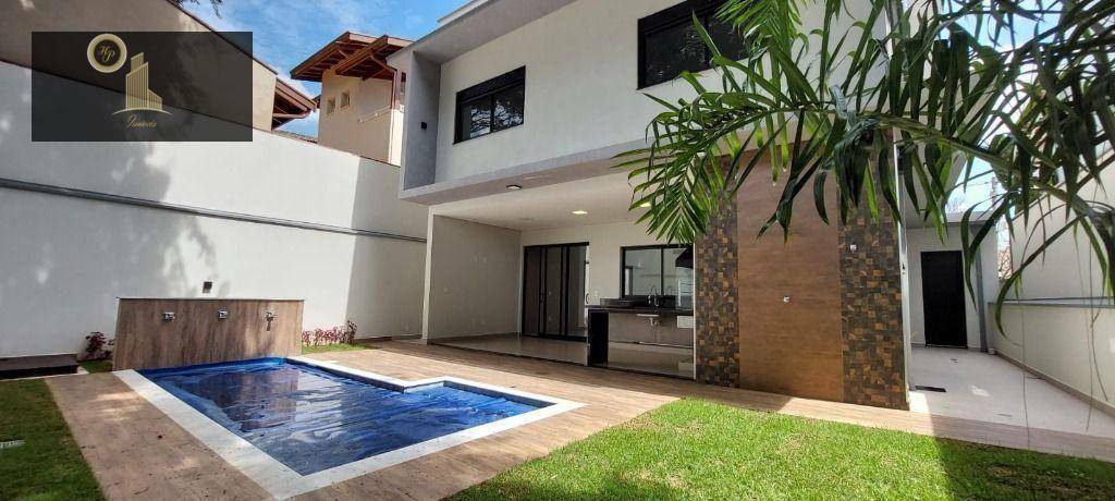 Casa de Condomínio à venda com 3 quartos, 237m² - Foto 2