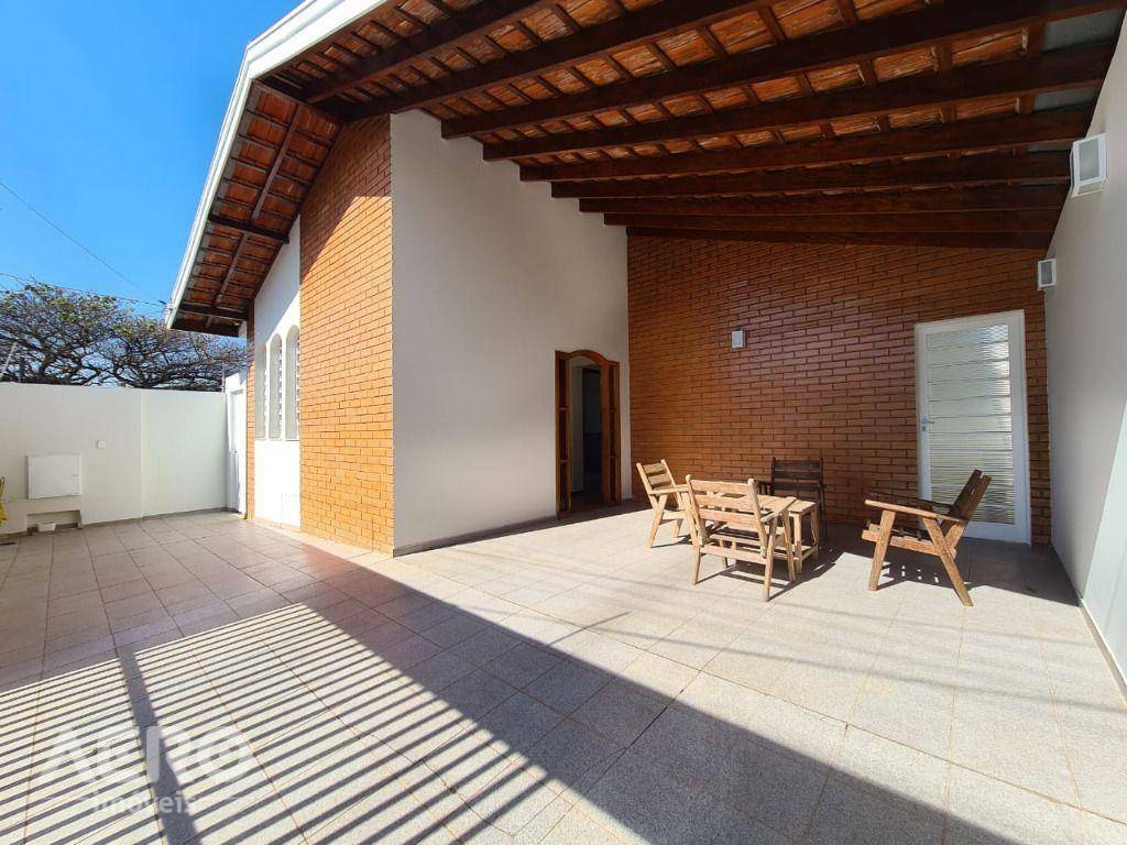 Casa à venda com 3 quartos, 145m² - Foto 3