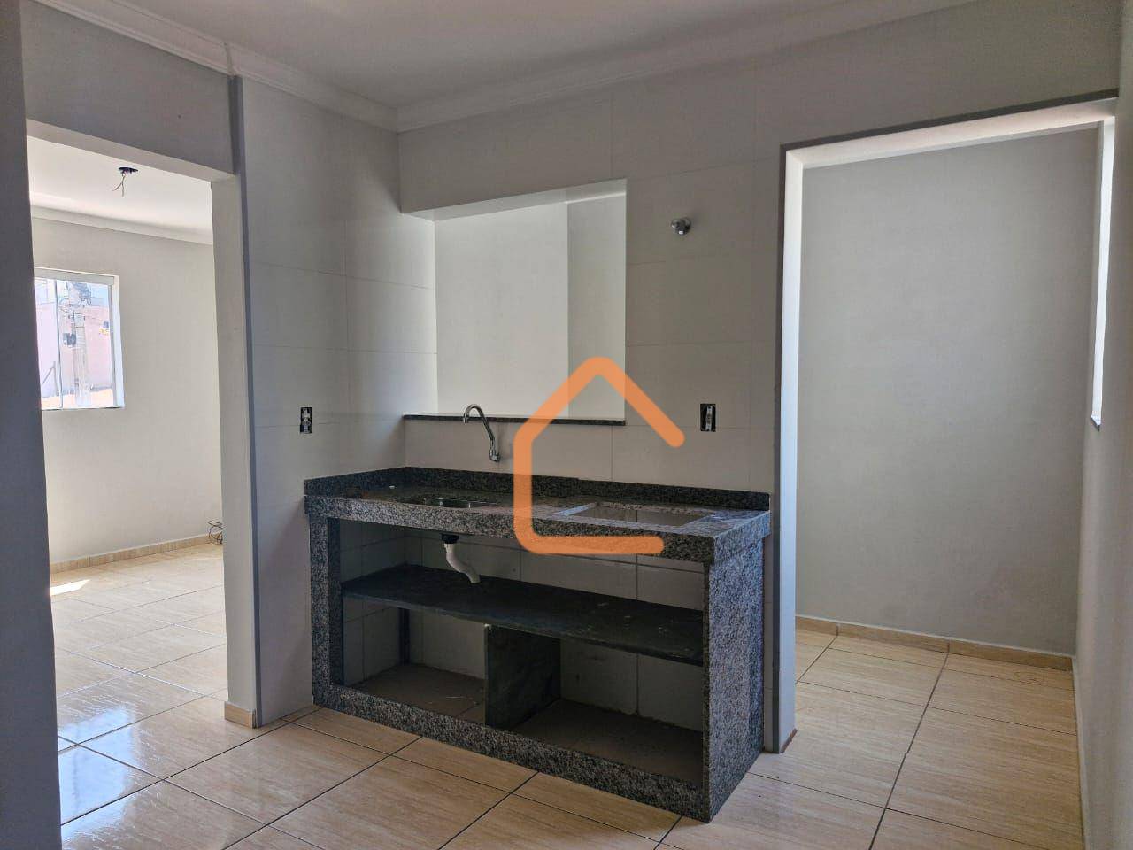 Apartamento à venda com 2 quartos, 70m² - Foto 1